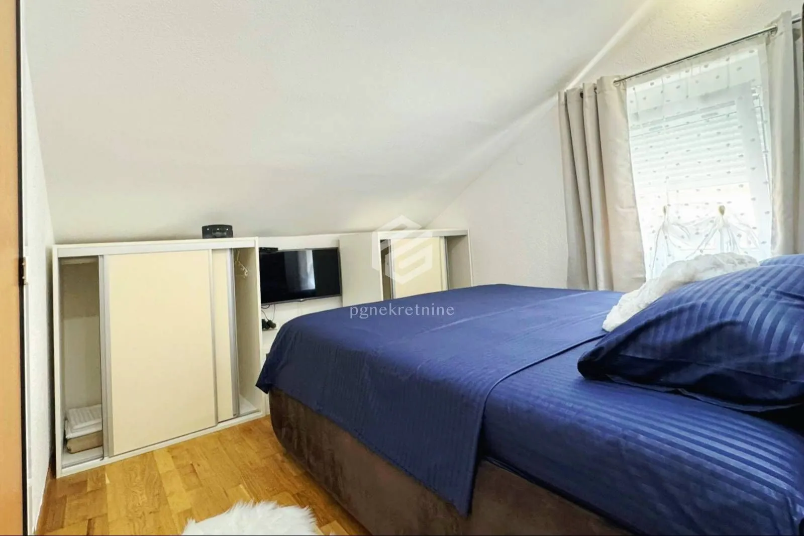 Rent, three bedroom apartment, 160m², Tivat, Crna Gora