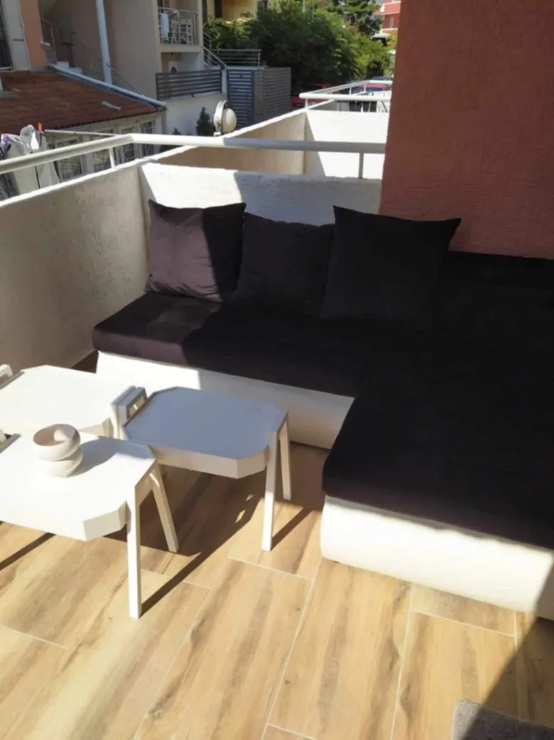 Izdavanje, jednosoban stan, 45m², Adok, Budva