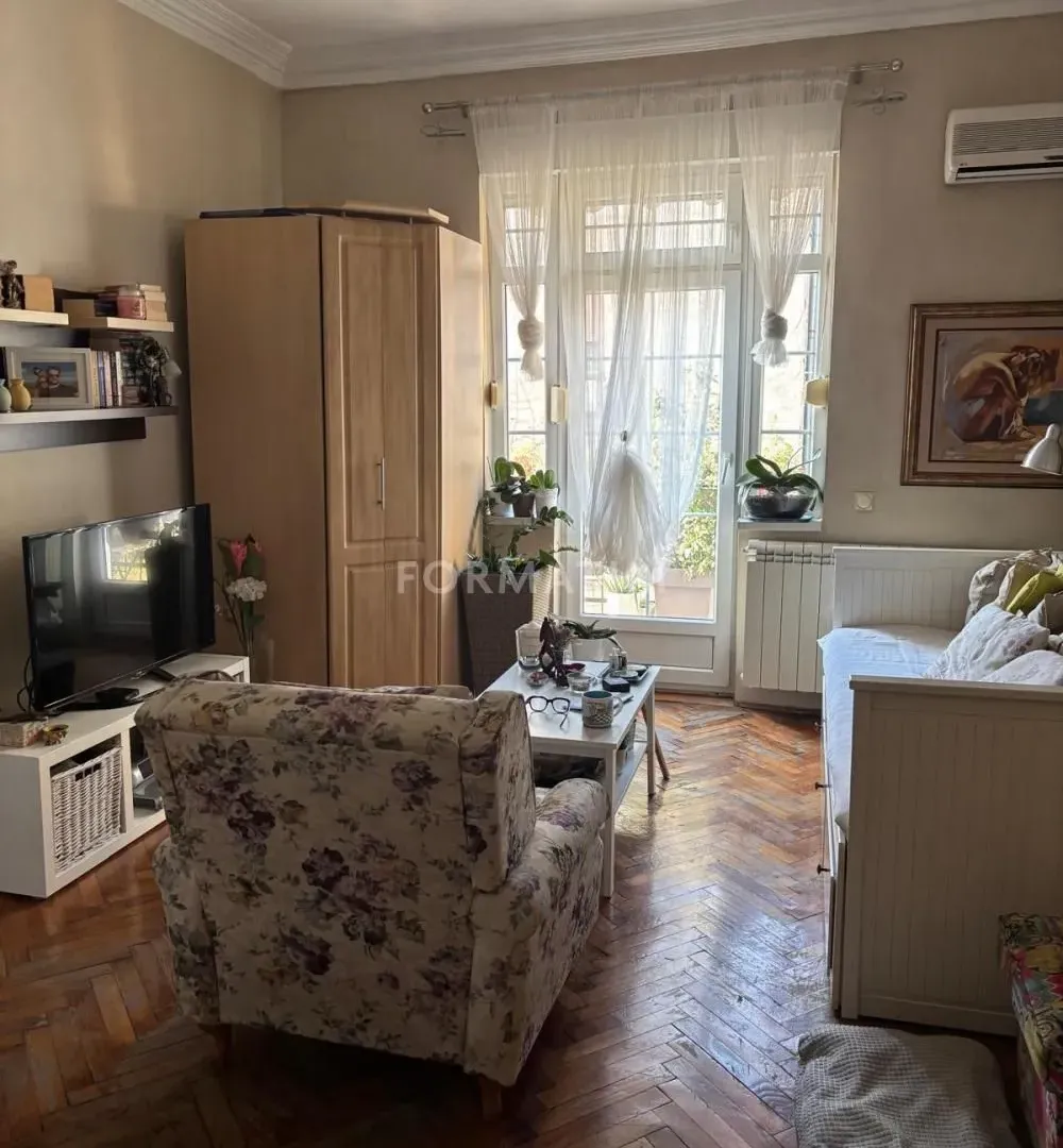 Sale, two bedroom apartment, 57m², Cvetni Trg, Vračar Sve Podlokacije