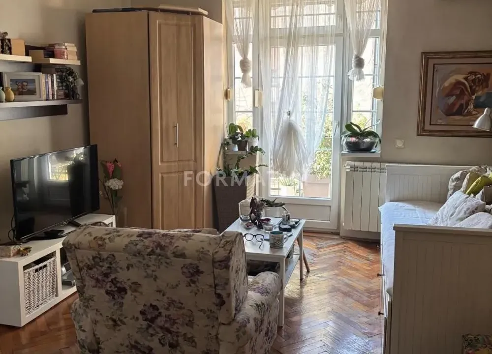 Prodaja, dvosoban stan, 57m², Cvetni Trg, Vračar Sve Podlokacije