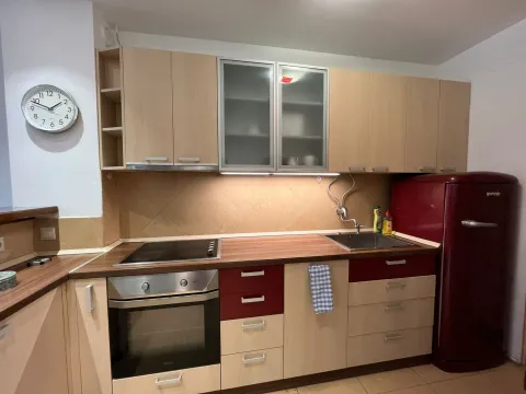 Izdavanje, trosoban stan, 75m², Novi Beograd Blok 30, Novi Beograd Sve Podlokacije - image 8