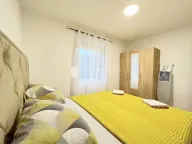 Izdavanje, jednosoban stan, 57m², Zelenika, Herceg Novi - image 5