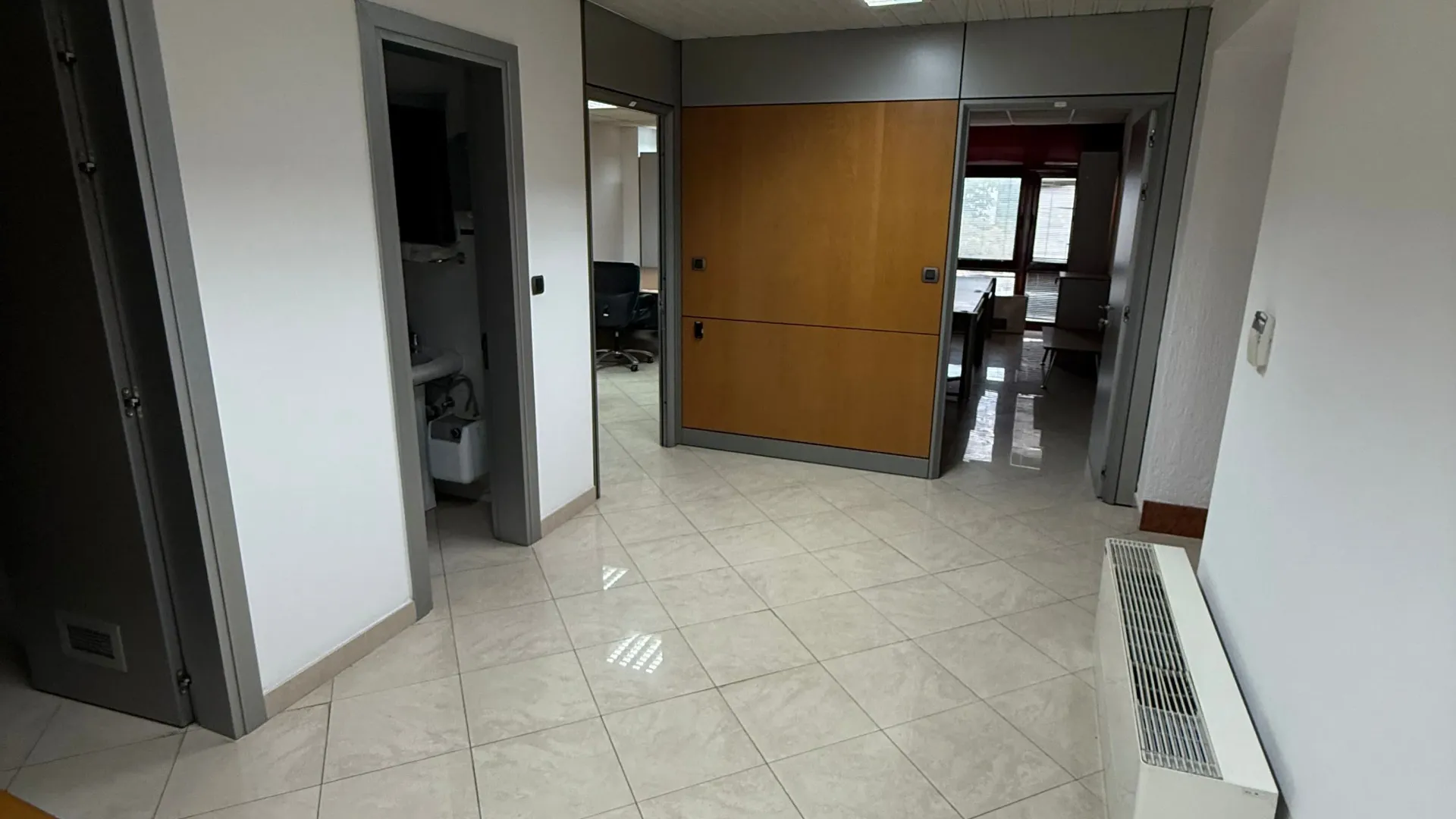Sale, office space, 412m², Preko Morače, Podgorica