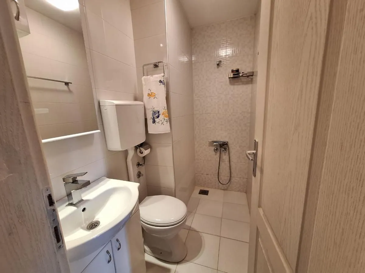 Sale, house, 253m², Banja Vrdnik, Irig
