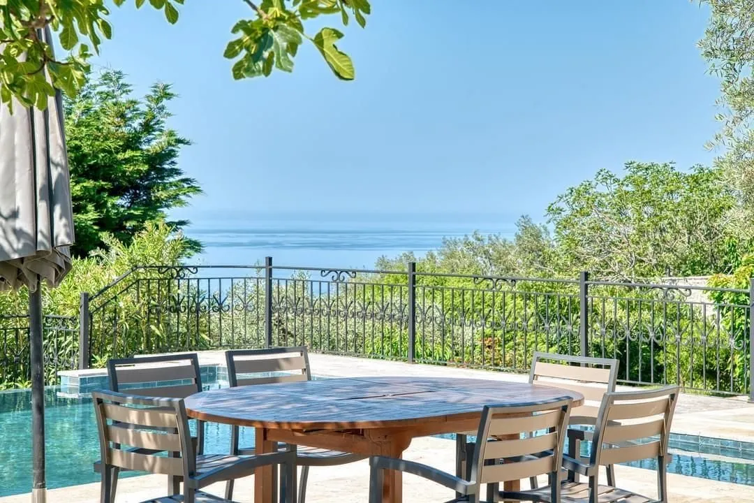 Sale, house, 500m², Reževići, Budva