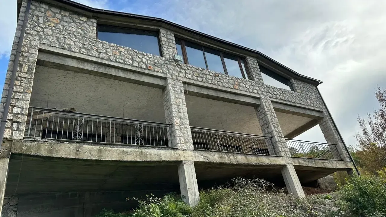 Sale, house, 186m², Danilovgrad, Crna Gora