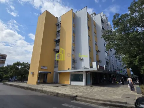 Rent, office space, 33m², Stara Varoš, Podgorica - image 2