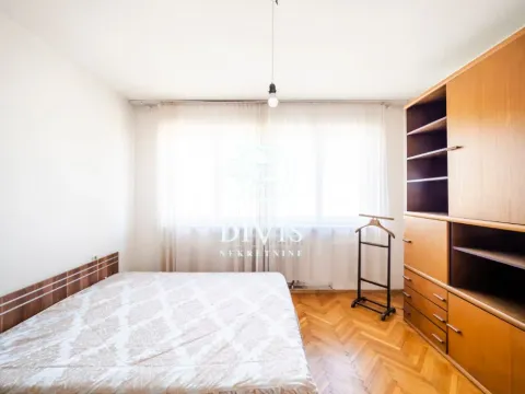Sale, four bedroom apartment, 85m², Cvetni Trg, Vračar Sve Podlokacije - image 16