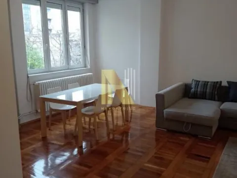 Izdavanje, trosoban stan, 82m², Centar, Novi Sad - image 3