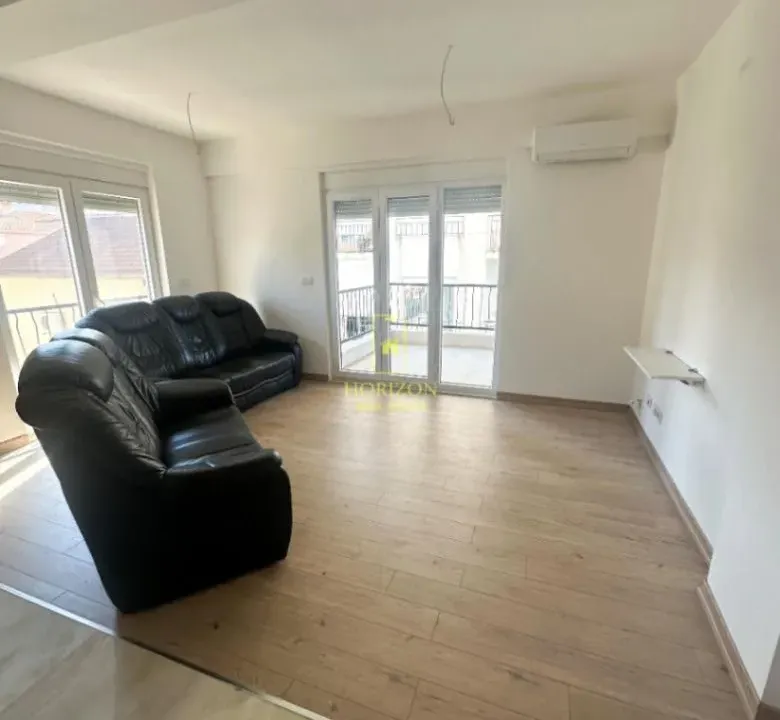 Prodaja, jednosoban stan, 53m², Stari Aerodrom, Podgorica