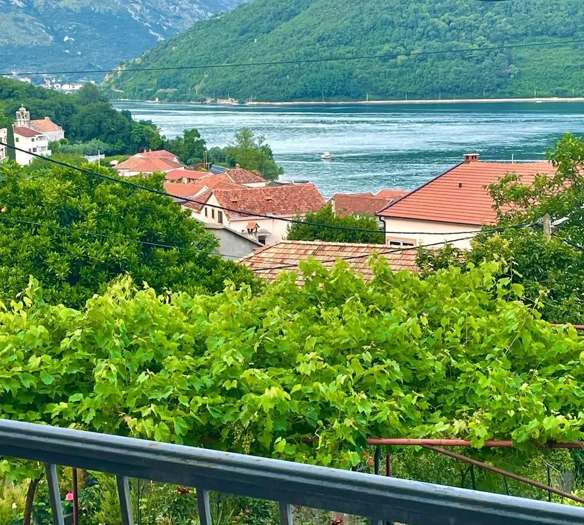 Prodaja, jednosoban stan, 62m², Kamenari, Herceg Novi