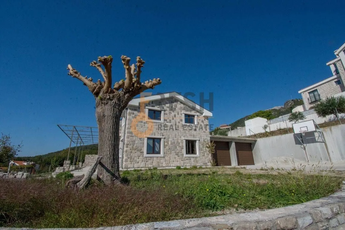 Prodaja, kuća, 300m², Herceg Novi, Crna Gora