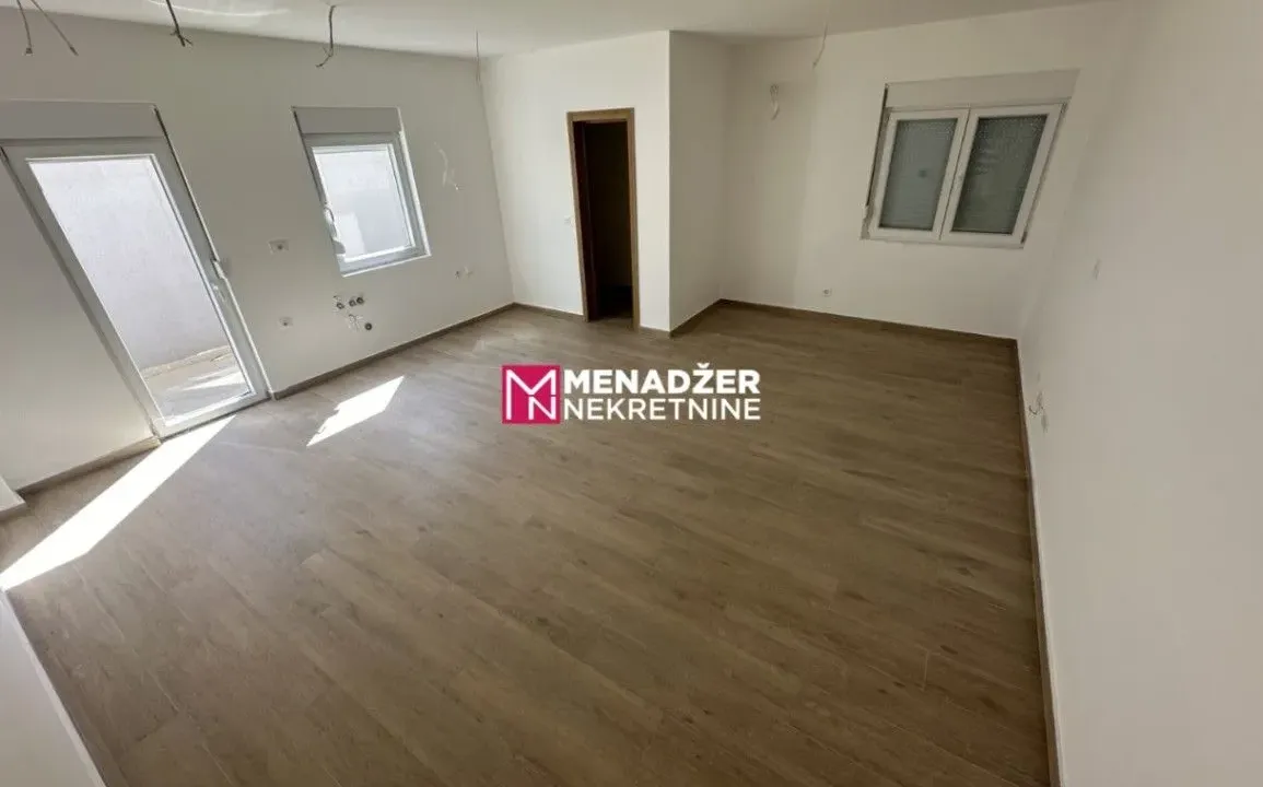 Prodaja, dvosoban stan, 87m², Stari Aerodrom, Podgorica