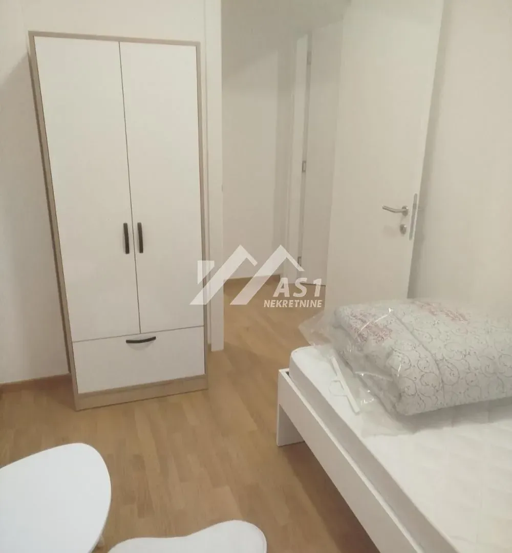 Izdavanje, dvosoban stan, 54m², Telep, Novi Sad Sve Podlokacije