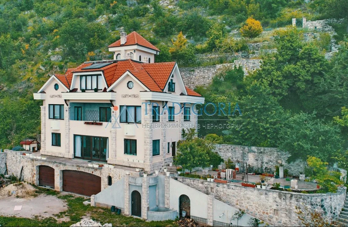 Prodaja, kuća, 392m², Sveti Stefan, Budva