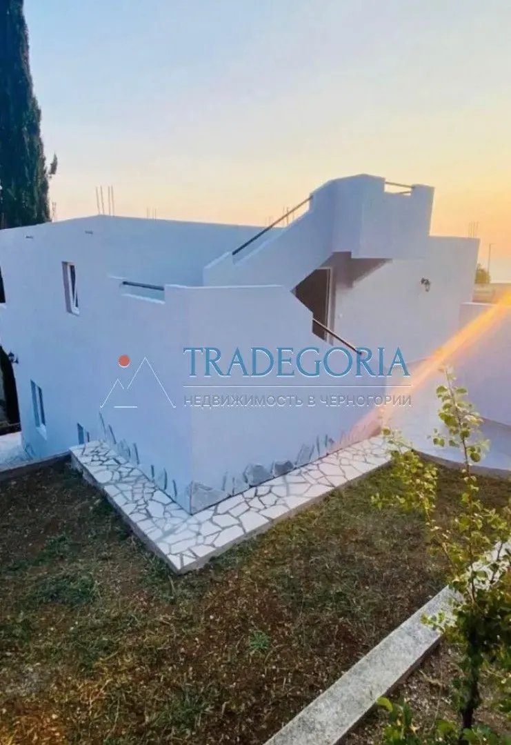 Prodaja, kuća, 170m², Dobra Voda, Bar