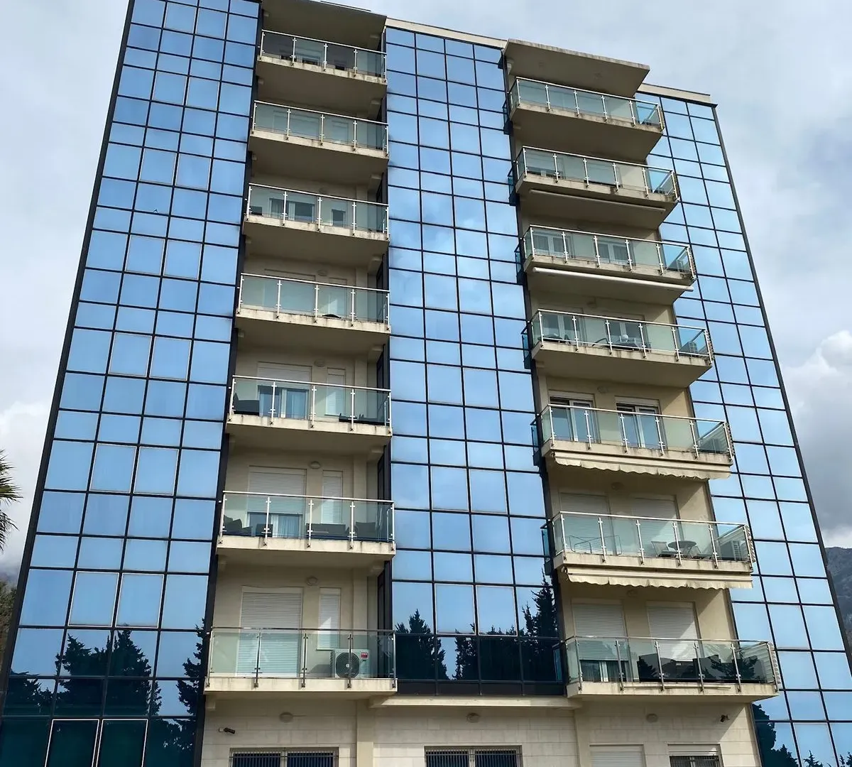 Sale, two bedroom apartment, 119m², Bečići, Budva