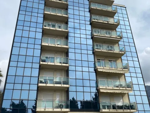 Sale, two bedroom apartment, 119m², Bečići, Budva - image 3