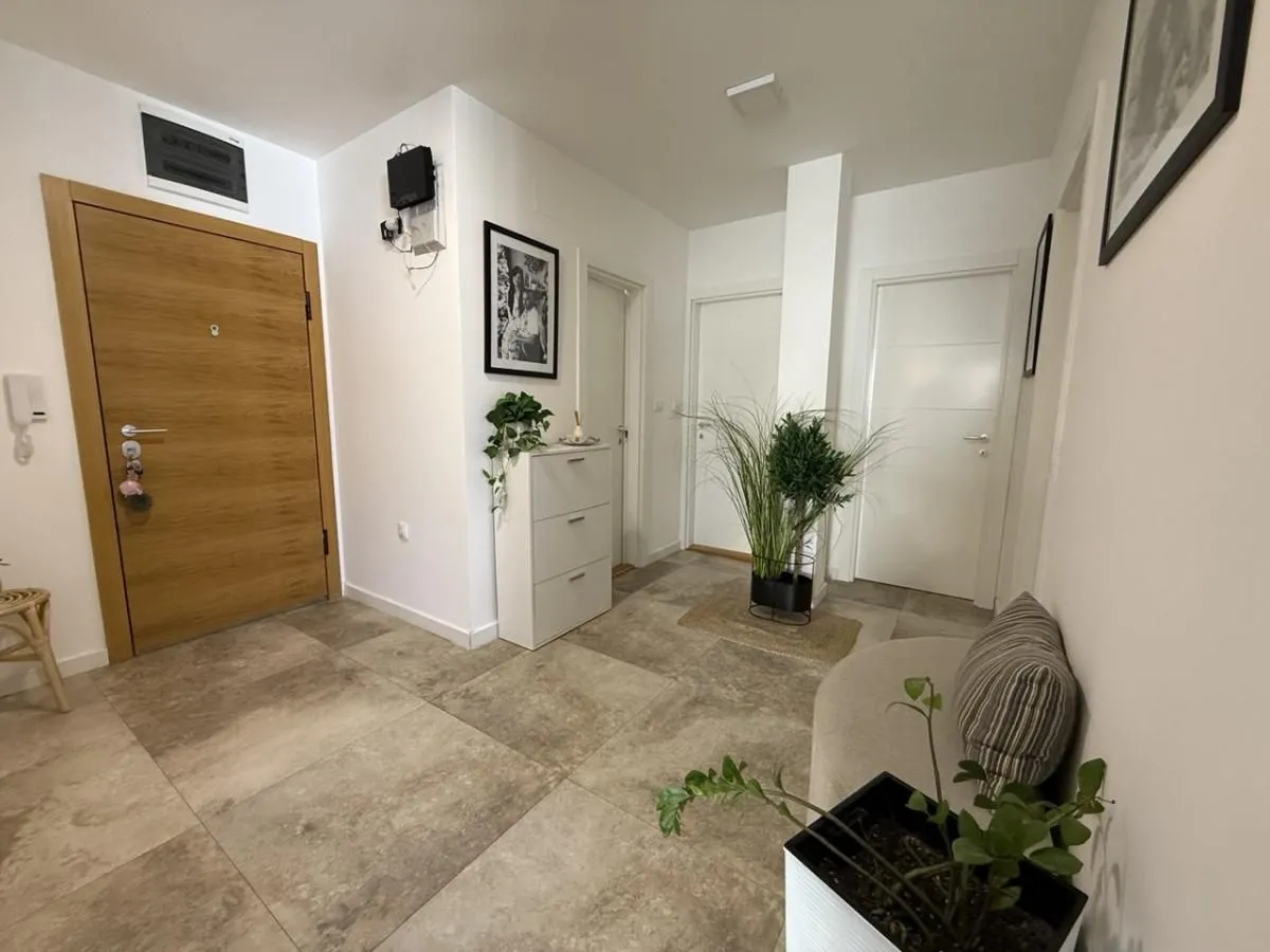 Prodaja, stan, 96m², Telep, Novi Sad Sve Podlokacije