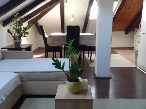 Prodaja, jednosoban stan, 44m², Cvijetin Brijeg, Podgorica - image 1