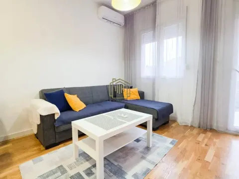 Prodaja, jednosoban stan, 40m², Zabjelo, Podgorica - image 10