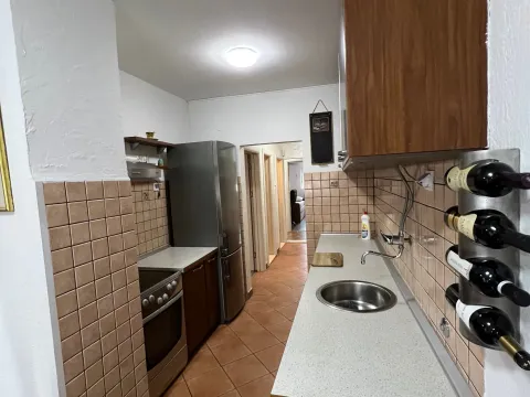 Izdavanje, trosoban stan, 108m², Momišići, Podgorica - image 7