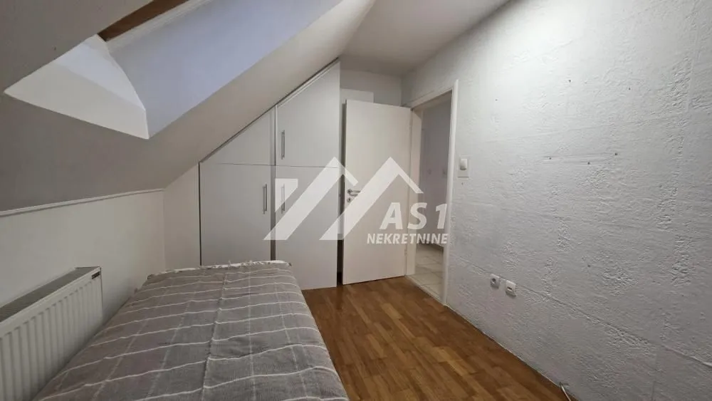Prodaja, četvorosoban stan, 81m², Telep, Novi Sad Sve Podlokacije
