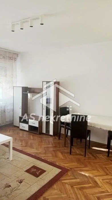 Izdavanje, stan, 62m², Novi Beograd Blok 33, Novi Beograd Sve Podlokacije