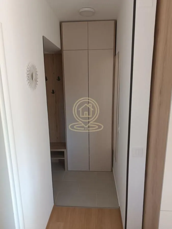 Izdavanje, garsonjera, 41m², Grbavica, Novi Sad Sve Podlokacije