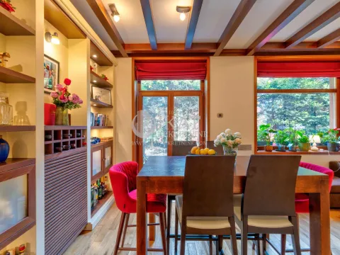 Prodaja, četvorosoban stan, 90m², 25. Maj, Zlatibor - image 17