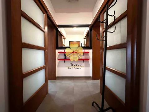 Izdavanje, trosoban stan, 120m², City Kvart, Podgorica - image 3