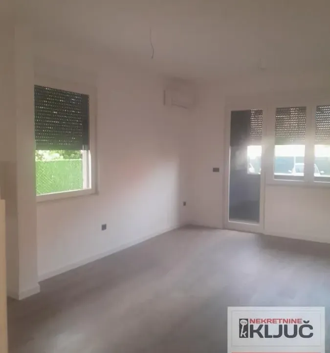 Sale, four bedroom apartment, 71m², Veternička rampa, Novi Sad Sve Podlokacije