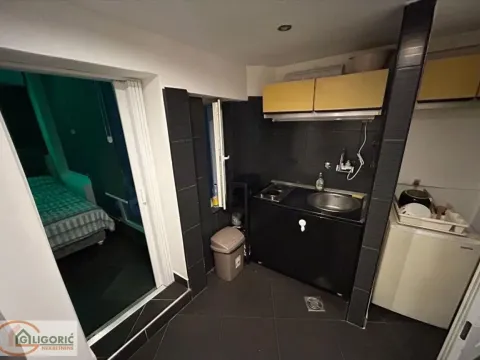 Prodaja, jednosoban stan, 35m², Stari Grad, Beograd - image 8