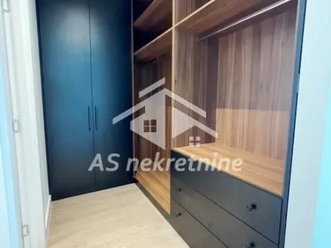 Izdavanje, četvorosoban stan, 152m², Savski Venac, Beograd - image 26