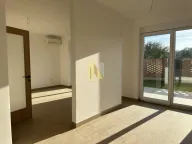 Izdavanje, četvorosoban stan, 154m², Alibegovac, Petrovaradin - image 4