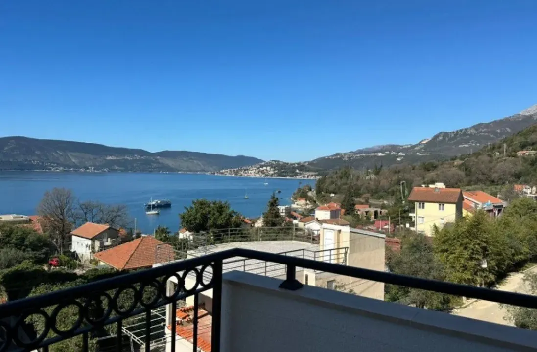 Sale, one bedroom apartment, 45m², Kumbor, Herceg Novi