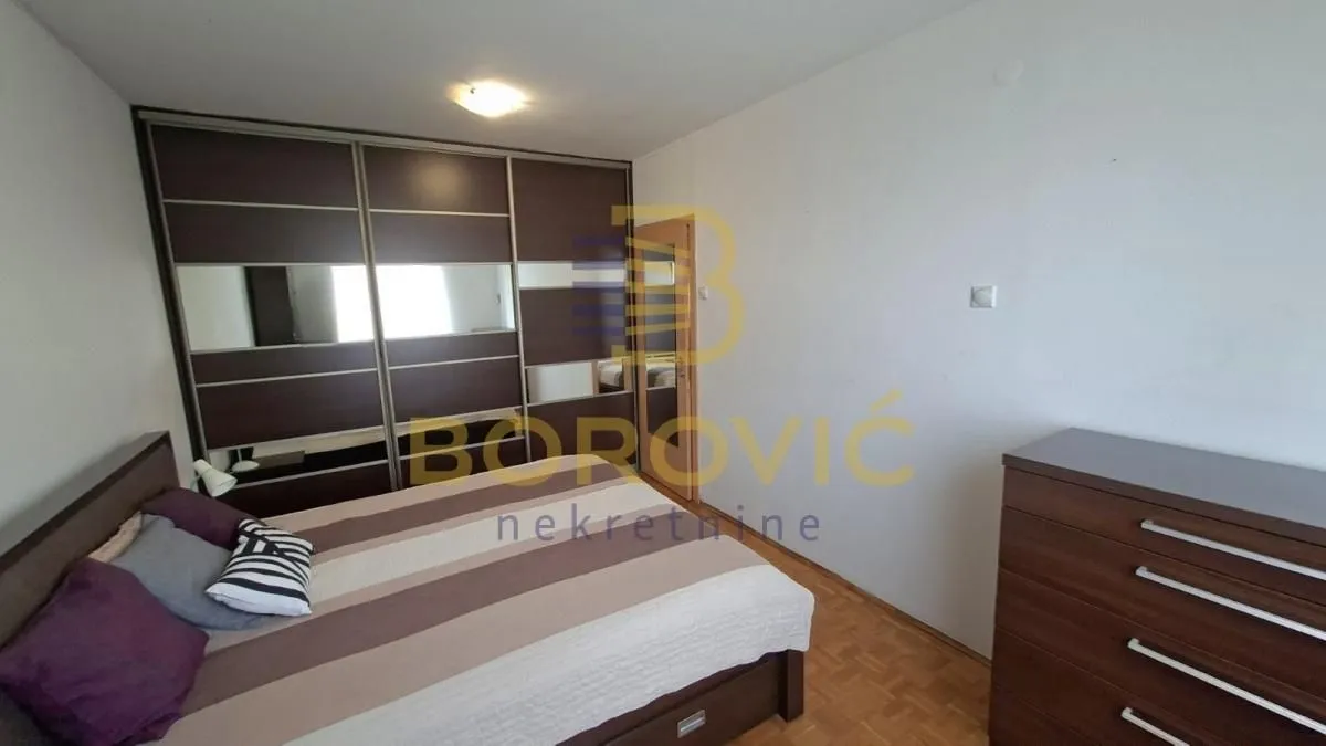 Rent, two bedroom apartment, 65m², Stari Grad, Beograd
