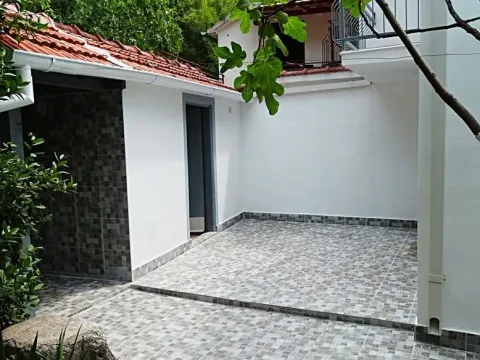 Prodaja, kuća, 71m², Orahovac, Kotor - image 14