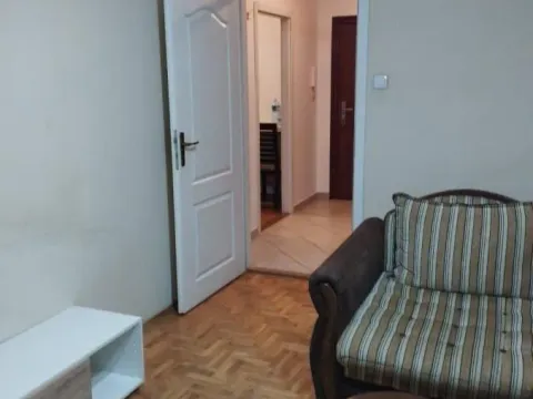 Izdavanje, dvosoban stan, 45m², Sajmište, Novi Sad - image 5