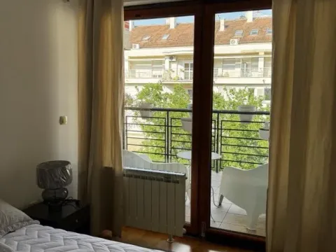 Izdavanje, dvosoban stan, 55m², Stari grad, Novi Sad - image 3