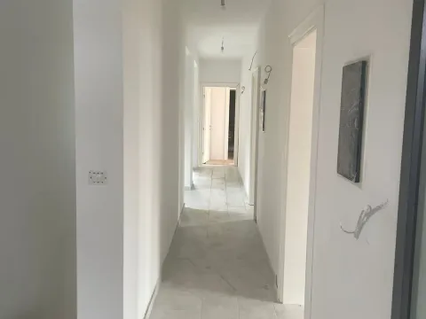 Prodaja, kuća, 341m², Kalimanj, Tivat - image 6