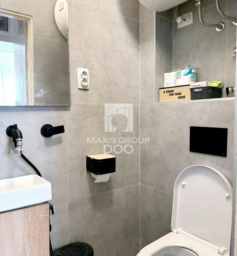 Prodaja, trosoban stan, 71m², Brace Jerković, Voždovac Sve Podlokacije