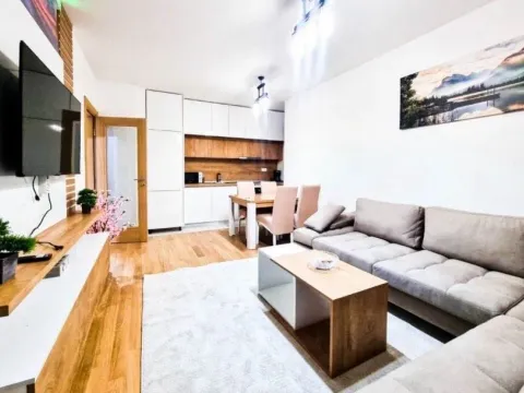 Izdavanje, dvosoban stan, 60m², City Kvart, Podgorica - image 3