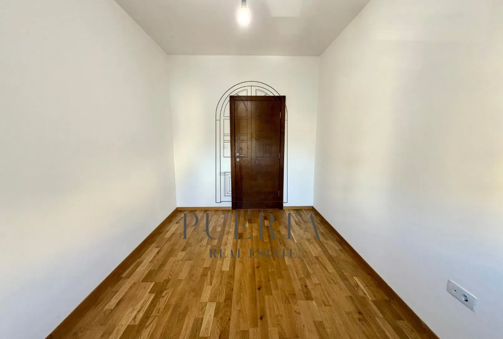 Prodaja, dvosoban stan, 73m², Tuški Put, Podgorica