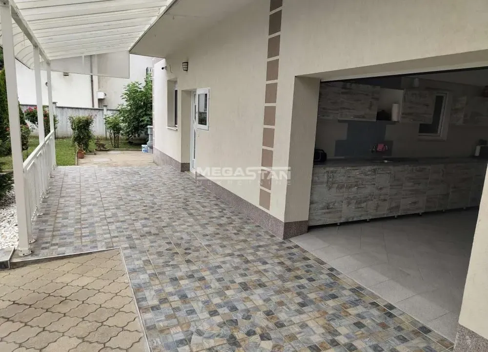 Prodaja, kuća, 280m², Leštane, Grocka