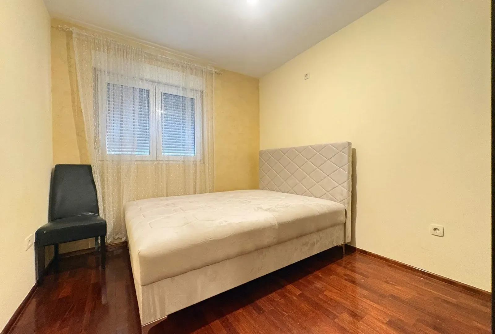 Rent, hospitality venue, 42m², Stari Aerodrom, Podgorica