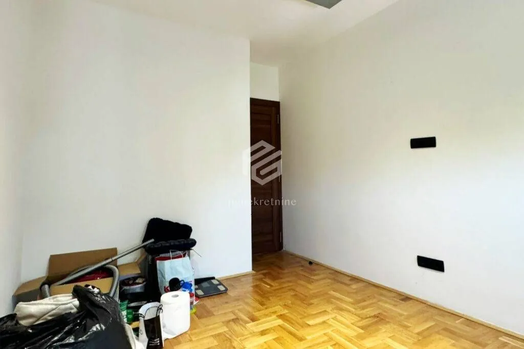 Prodaja, jednosoban stan, 40m², Zabjelo, Podgorica