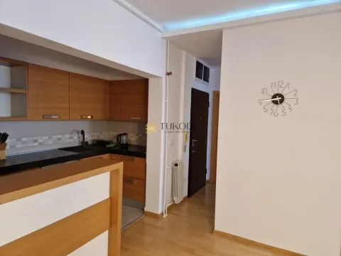 Izdavanje, trosoban stan, 85m², Stari Grad, Beograd - image 10