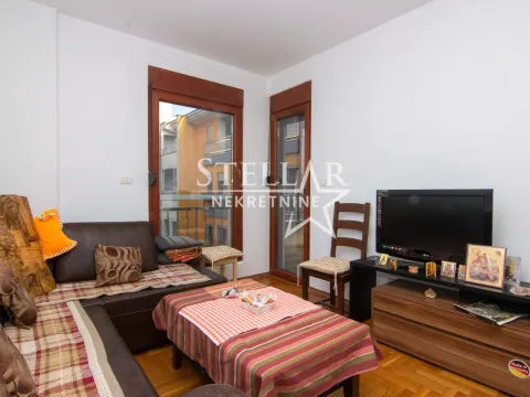 Izdavanje, jednosoban stan, 40m2, Pobrežje, Podgorica Izdavanje, jednosoban stan, 40m2, Pobrežje, Podgorica