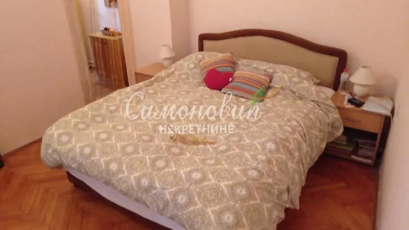 Prodaja, stan, 214m², Zemun Centar, Zemun Sve Podlokacije